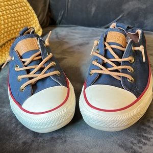 Shoreline low top Converse